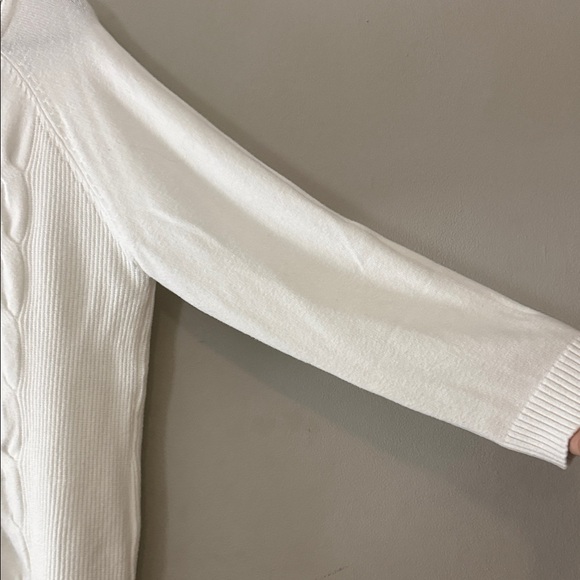 Cyrus Cable Knit Sweater White Ivory Long Sleeve Pullover Size XL - Picture 4 of 7